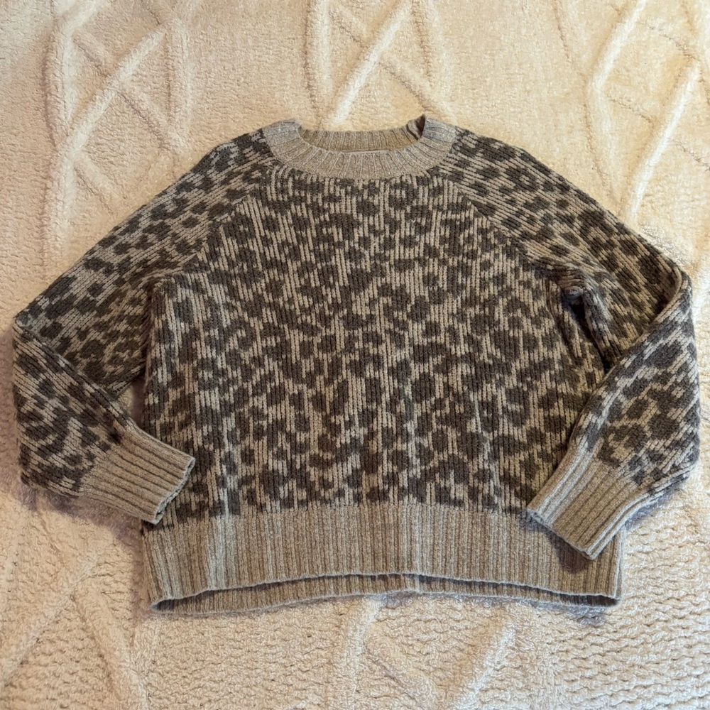 Old Navy Sweater